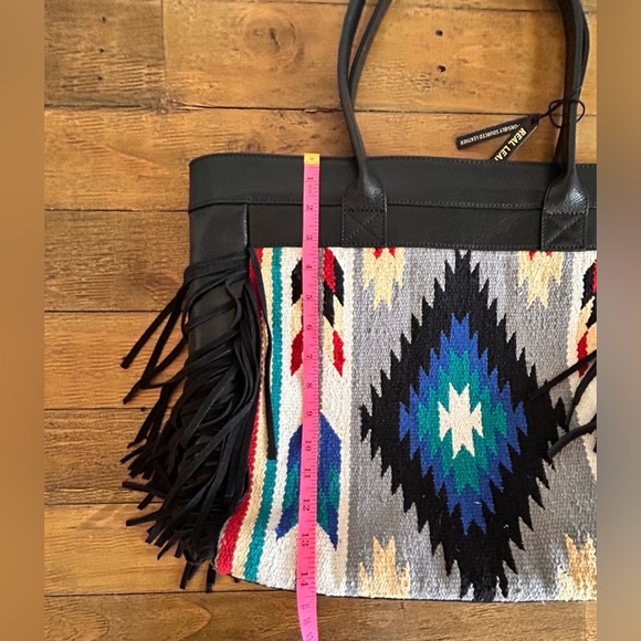 ECOTORIE Leather large southwestern tapestry fringe black bag - Picture 14 of 15